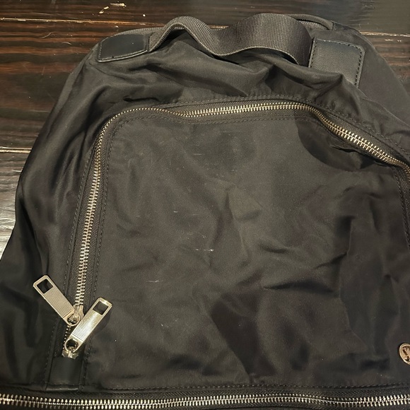 Lululemon City Adventurer Backpack 17L - Picture 9 of 10